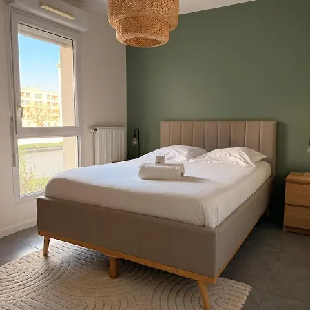 Apartment T2 Avec Balcon Et Garage Proche Du Stade Et Ldlc Arena Décines-Charpieu